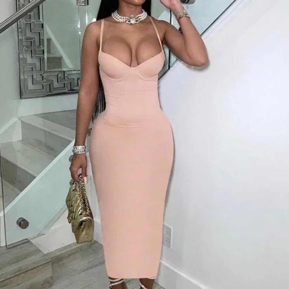 NWOT Elegant Sold Camisole Bodycon Maxi Dress